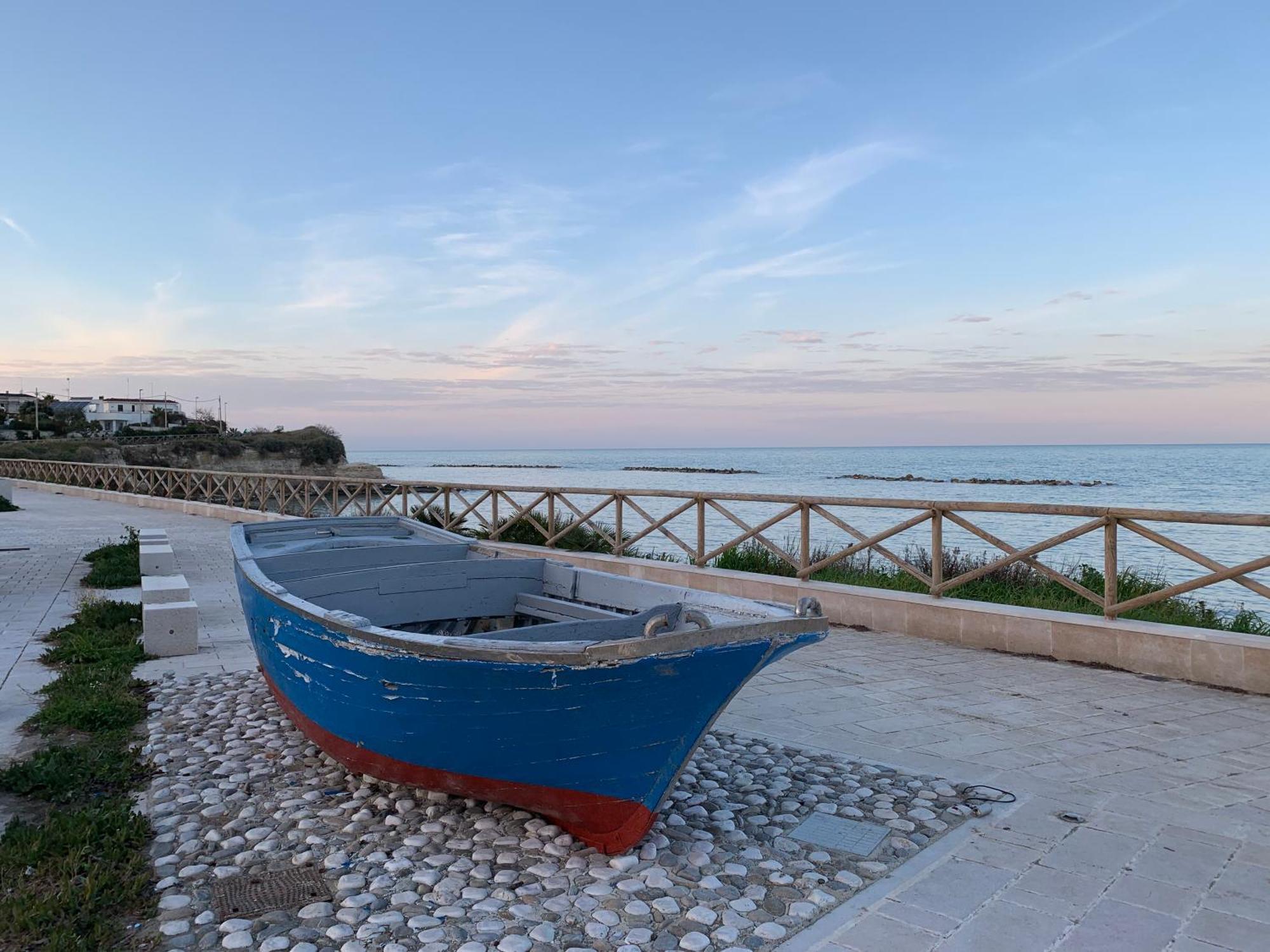 Vischi Apartment Trani By Le Marinelle Loc Turistica エクステリア 写真