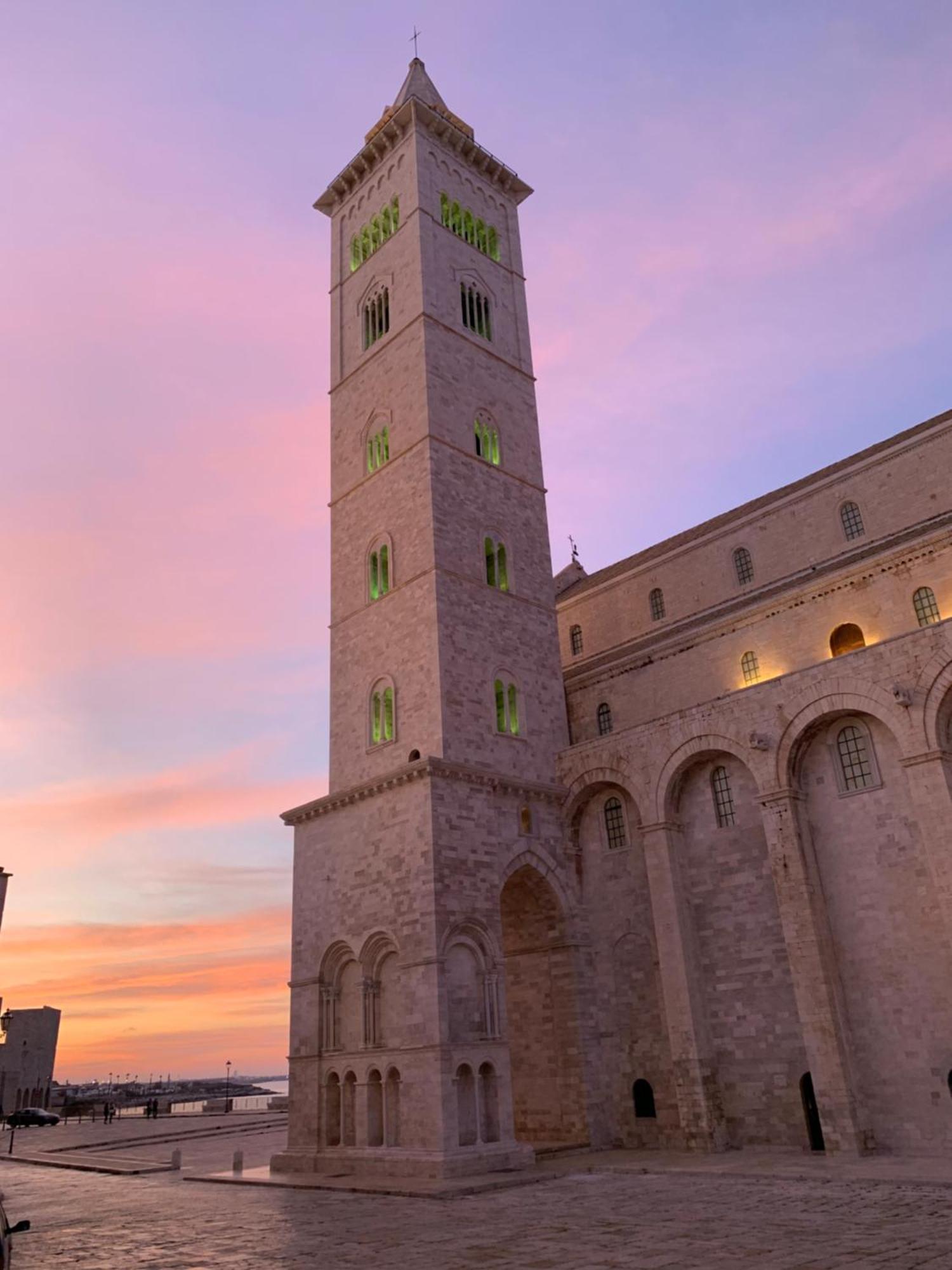 Vischi Apartment Trani By Le Marinelle Loc Turistica エクステリア 写真