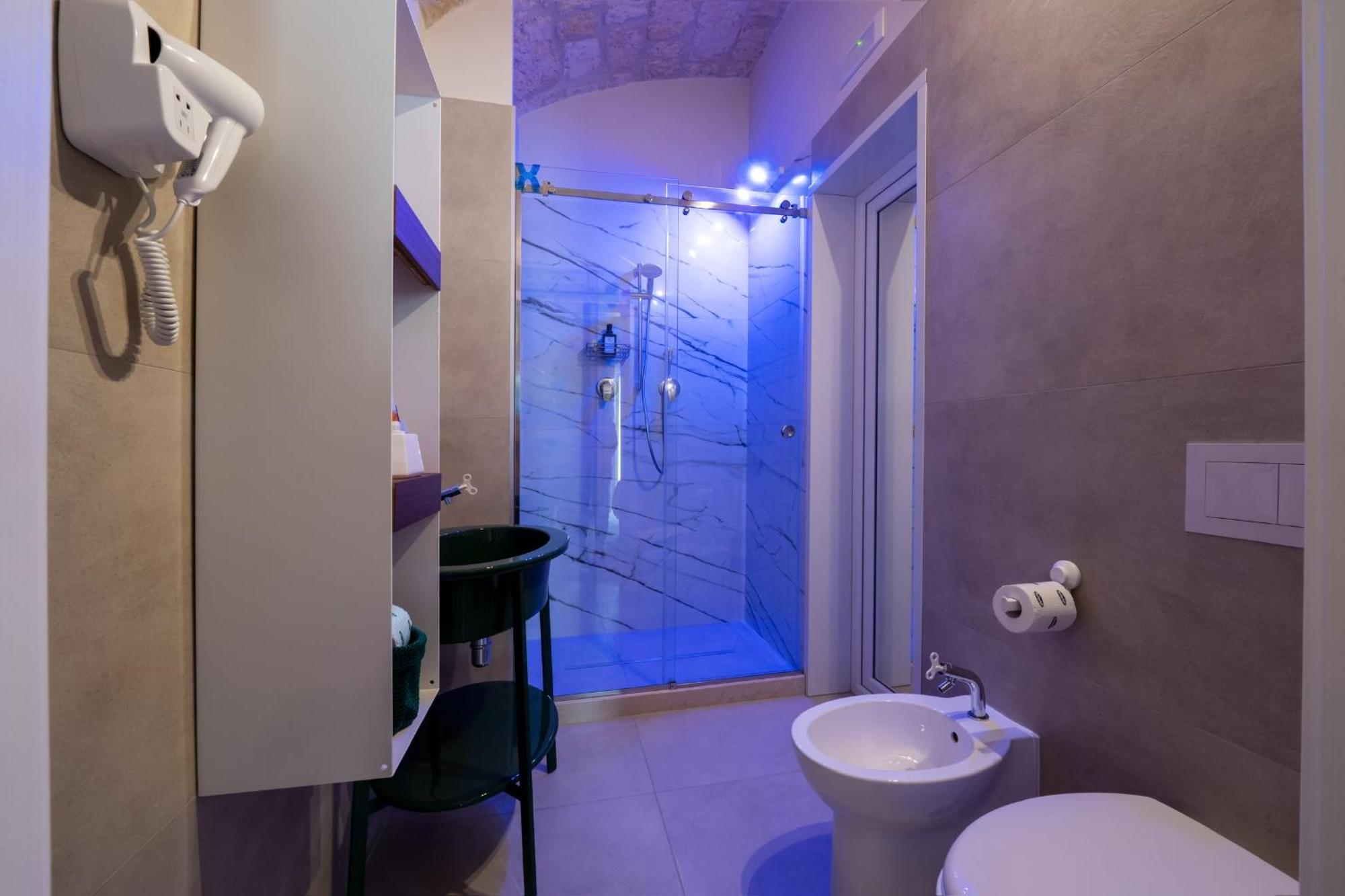 Vischi Apartment Trani By Le Marinelle Loc Turistica エクステリア 写真